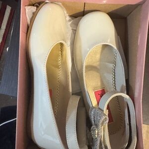 Girls Patent Mary Jane Shoes with Bow - White